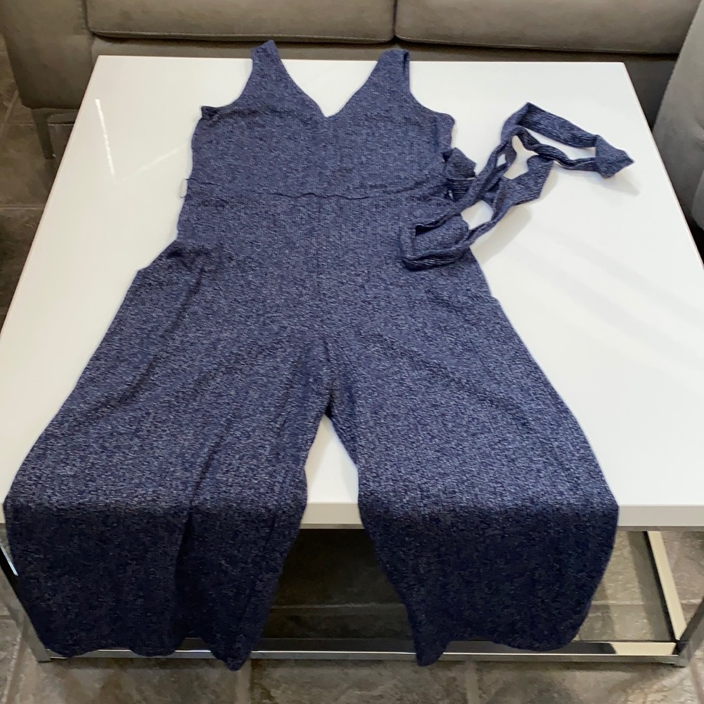 Light, cropped sweater jumpsuit